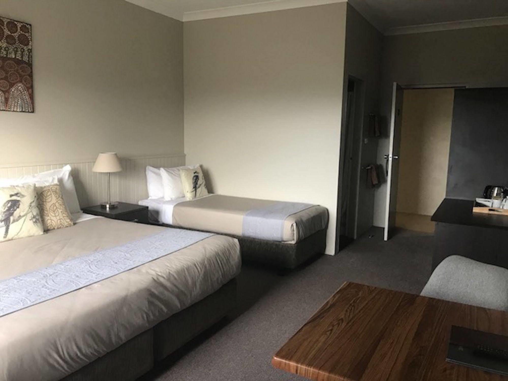 Jindy Inn Jindabyne Exterior photo